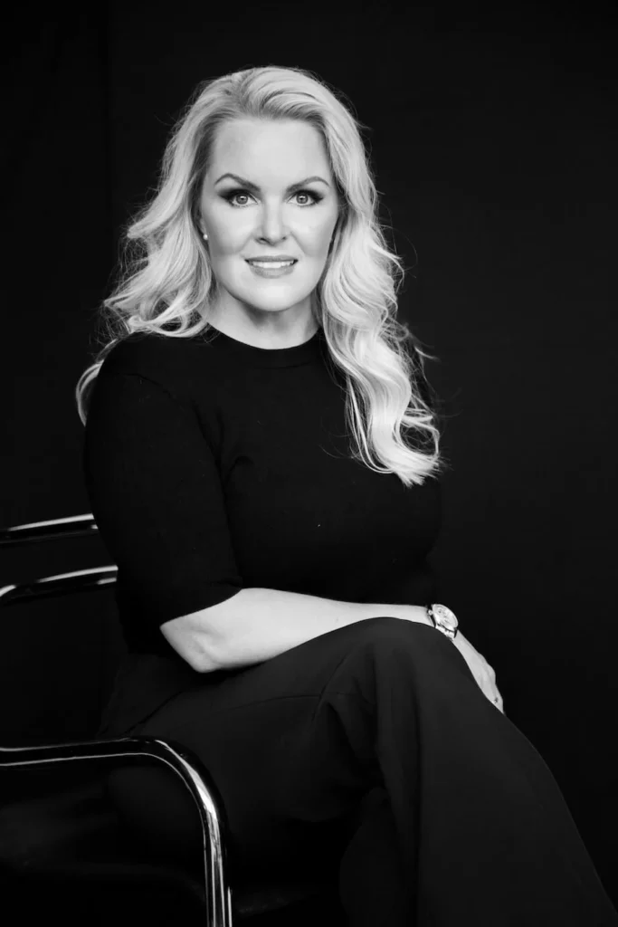 Propertease Legal Oy:n omistaja lakimies ja varatuomari Annika Luhtasen kuva